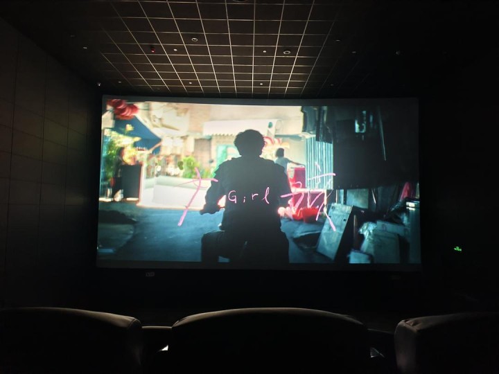 《女孩》：回不去的家，彻底被抛的女性。